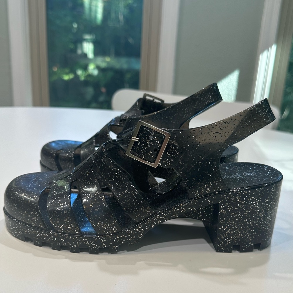 Goth Black Clear Sparkly Jelly Sandals with chunky heels- Size 8 New - Picture 3 of 6